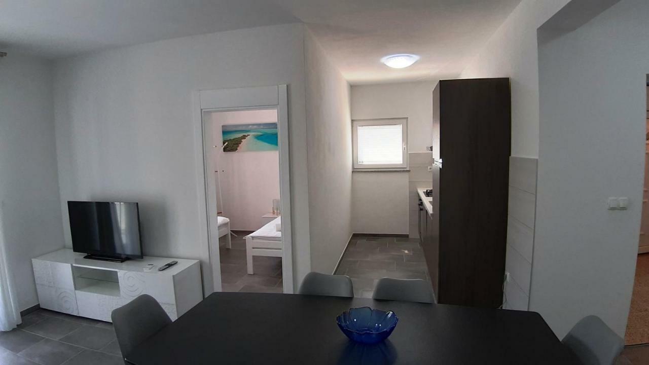 Relax Apartment Стариград-Пакленица Екстериор снимка