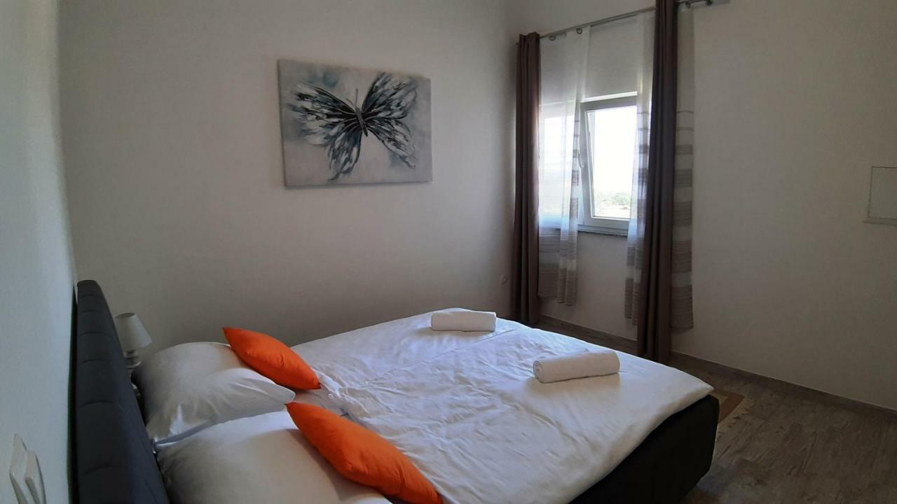 Relax Apartment Стариград-Пакленица Екстериор снимка
