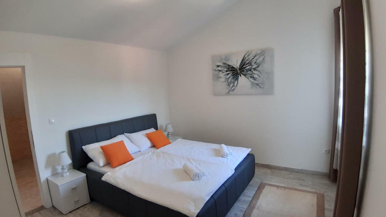 Relax Apartment Стариград-Пакленица Екстериор снимка